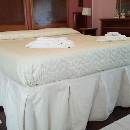Corte Posta B&B - Parcheggio E Bagno In Camera Mântua Exterior foto