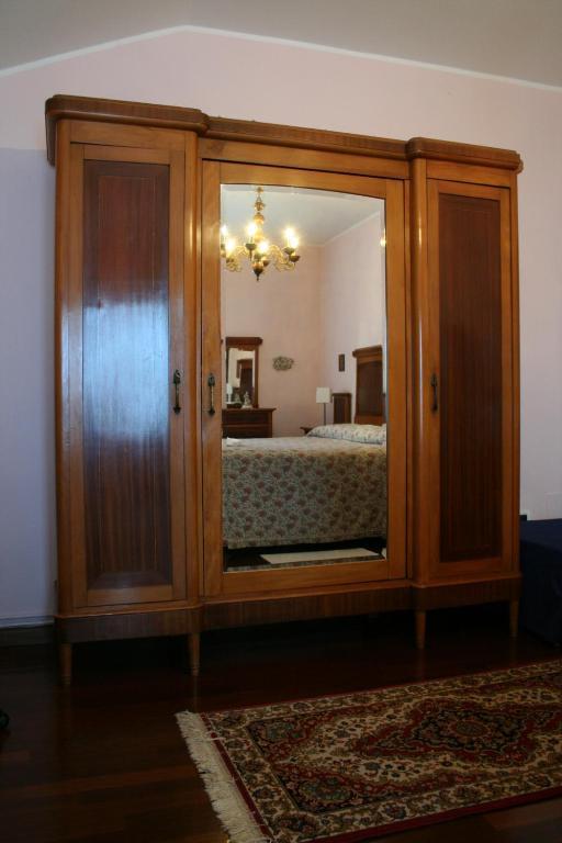 Corte Posta B&B - Parcheggio E Bagno In Camera Mântua Quarto foto
