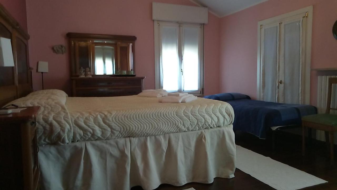 Corte Posta B&B - Parcheggio E Bagno In Camera Mântua Exterior foto