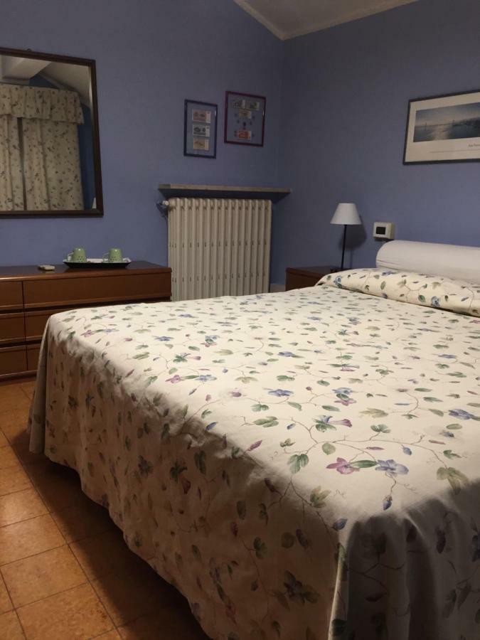 Corte Posta B&B - Parcheggio E Bagno In Camera Mântua Exterior foto