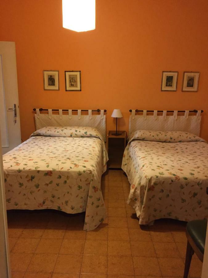 Corte Posta B&B - Parcheggio E Bagno In Camera Mântua Exterior foto