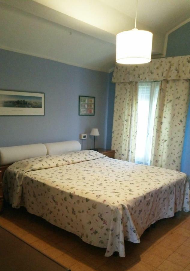 Corte Posta B&B - Parcheggio E Bagno In Camera Mântua Exterior foto