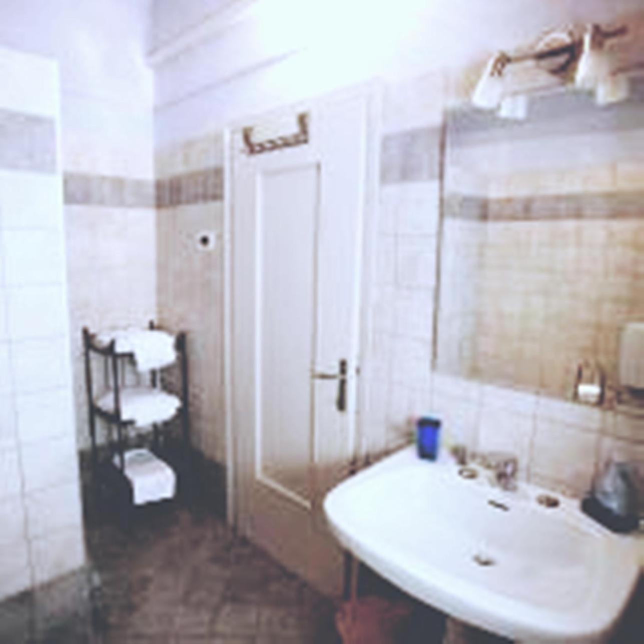 Corte Posta B&B - Parcheggio E Bagno In Camera Mântua Exterior foto